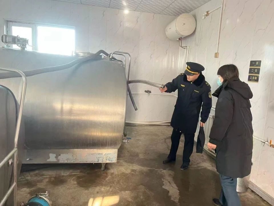 严查严管!哈密开展生鲜乳及乳制品专项检查,筑牢春节&ldquo;放心奶&rdquo;防线